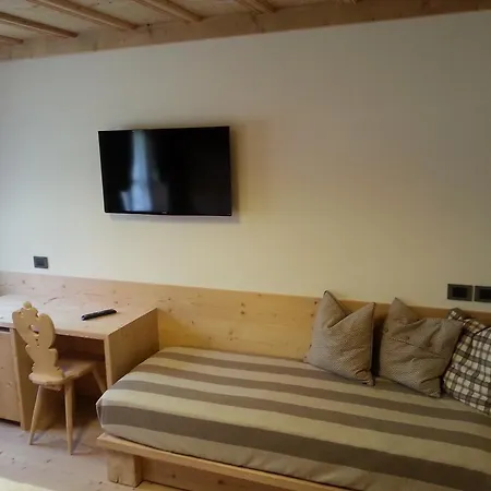 Jagerhaus Agriturismo Farm stay Cortina d'Ampezzo